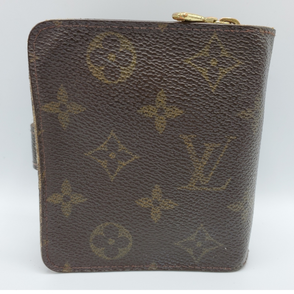 Authentic Preowned Lv Multipocket Wallet - image 2